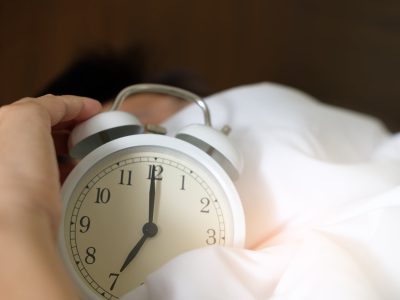 Cosa è il Jet lag sociale? Adulti, adolescenti e bambini